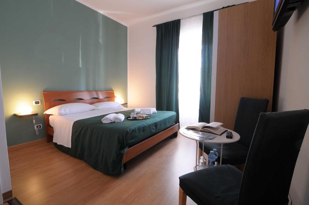 Trasteveredreamsuites B&B Rome Bilik gambar